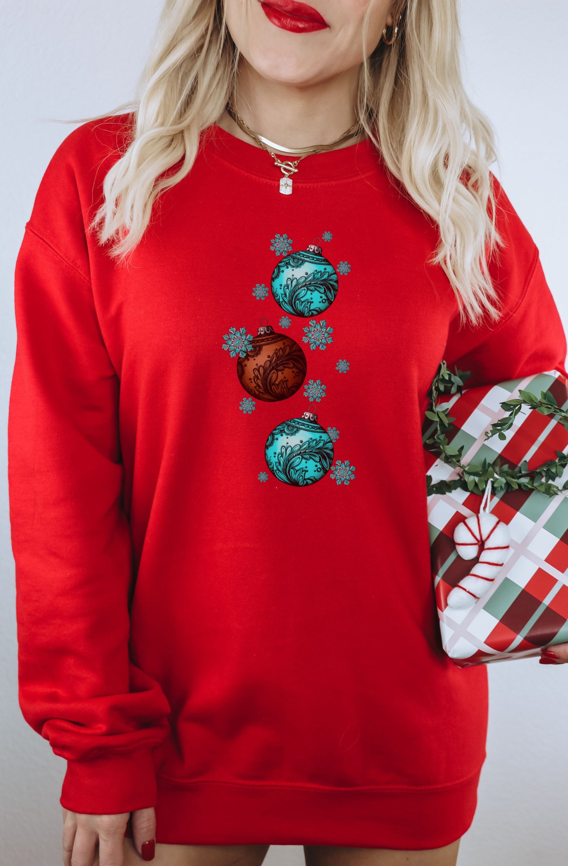 Festive Holiday Print Red Sweatshirt for Cheerful Look
