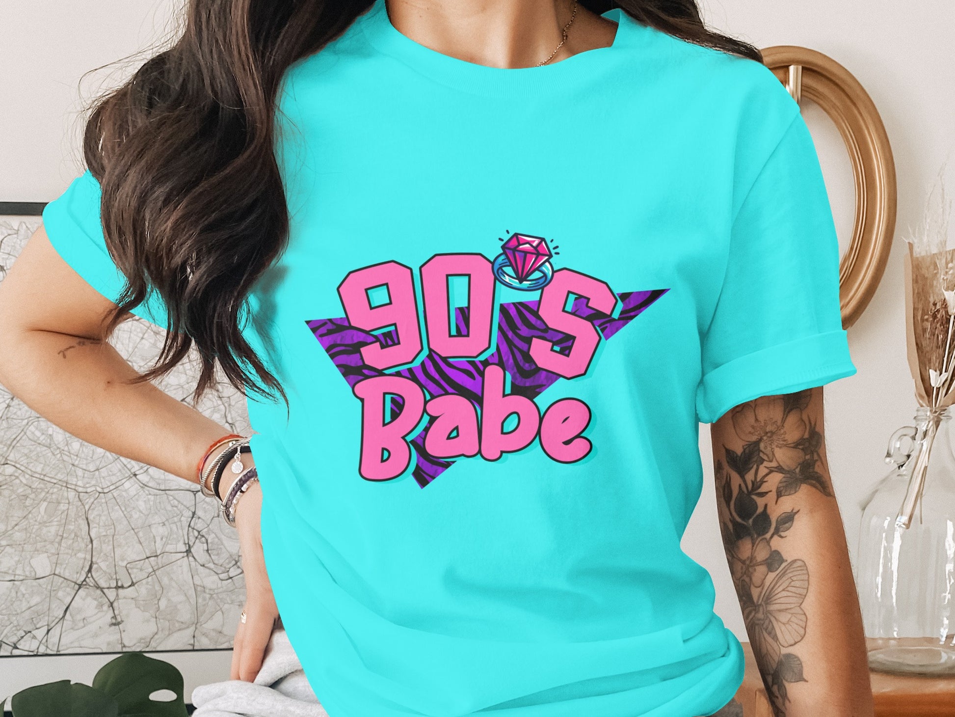 90's Babe Graphic T-Shirt with Bold Retro Design
