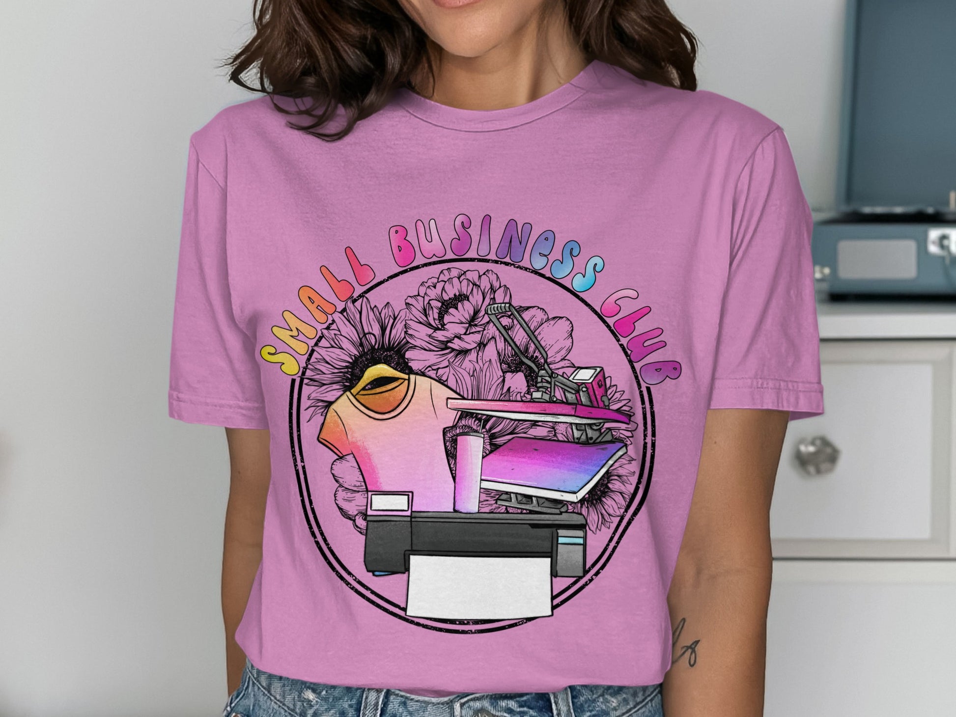 Small Business Club Graphic Print T-Shirt