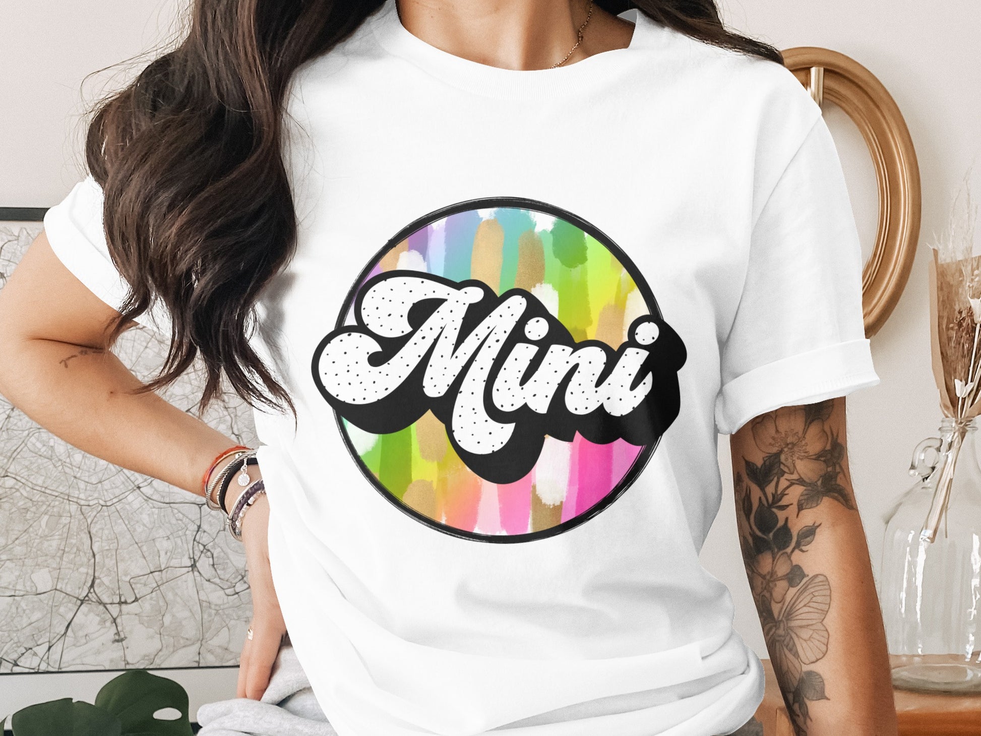 Colorful Mini Graphic Round Logo T-Shirt Product