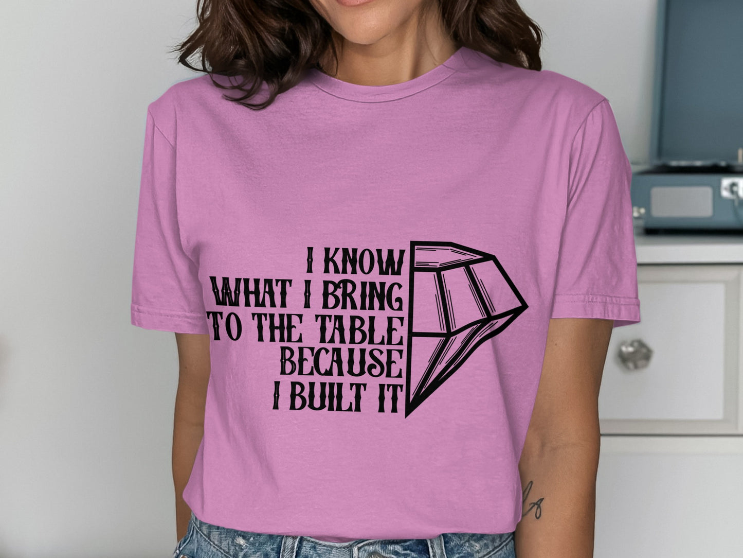 I Know What I Bring to the Table Graphic T-Shirt