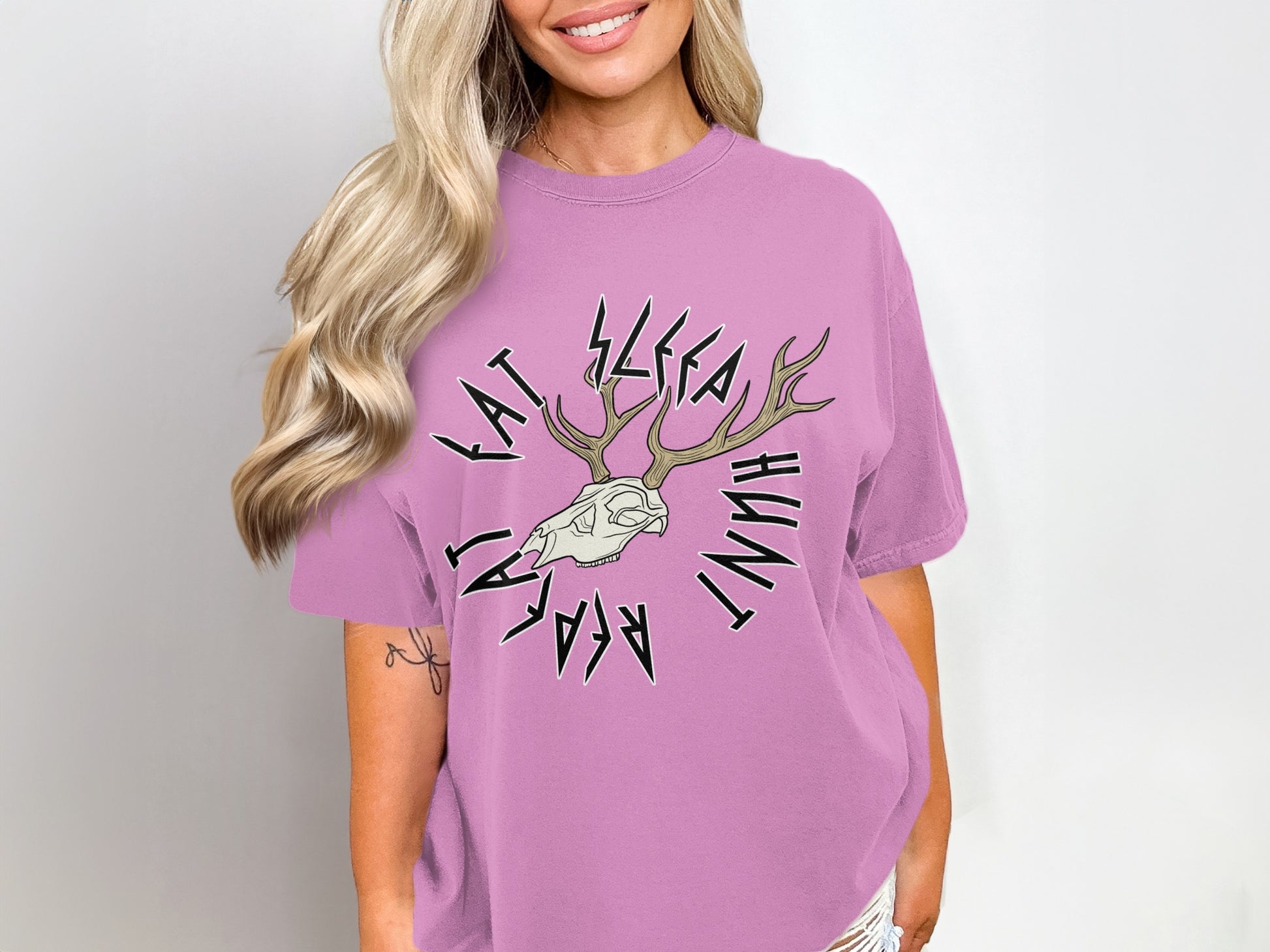 Vintage Graphic T-Shirt with Unique Artwork Design