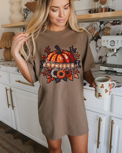 Grateful Pumpkin Graphic Autumn Casual Tee for Women