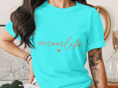 Trendy #momlife Heart Print Graphic Tee