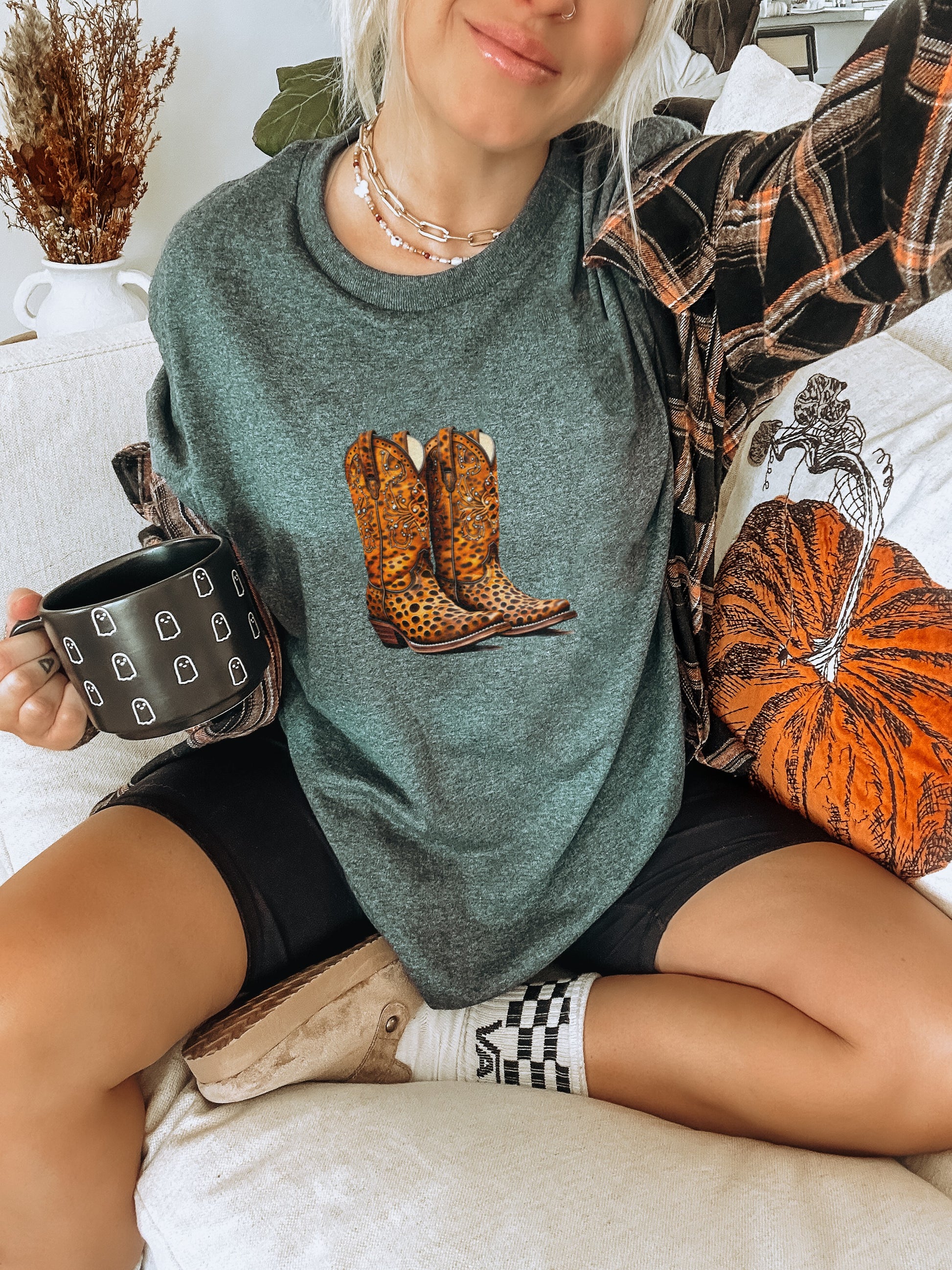 Vintage Cowboy Boots Graphic Tee