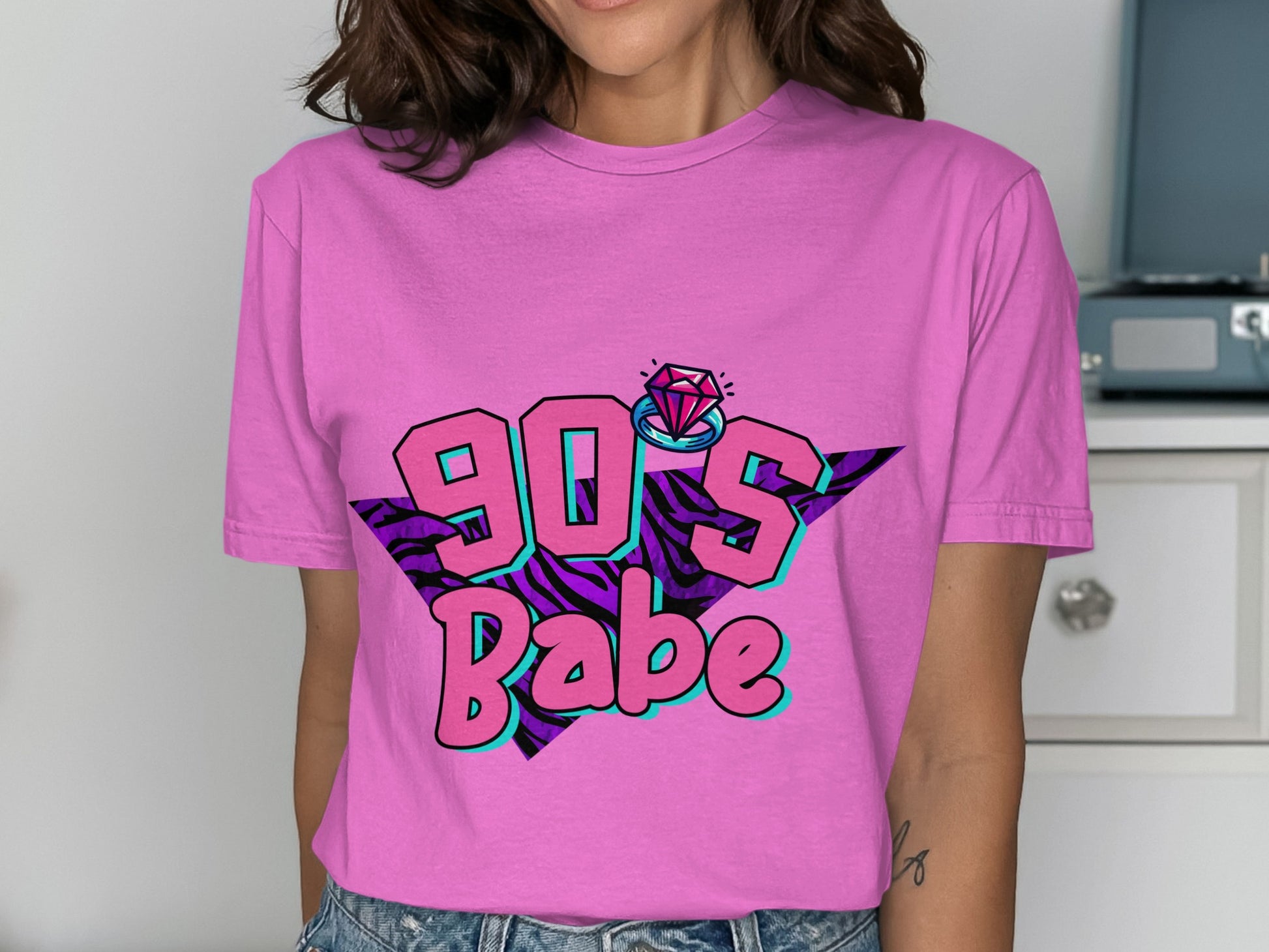 90's Babe Graphic Tee with Retro Design