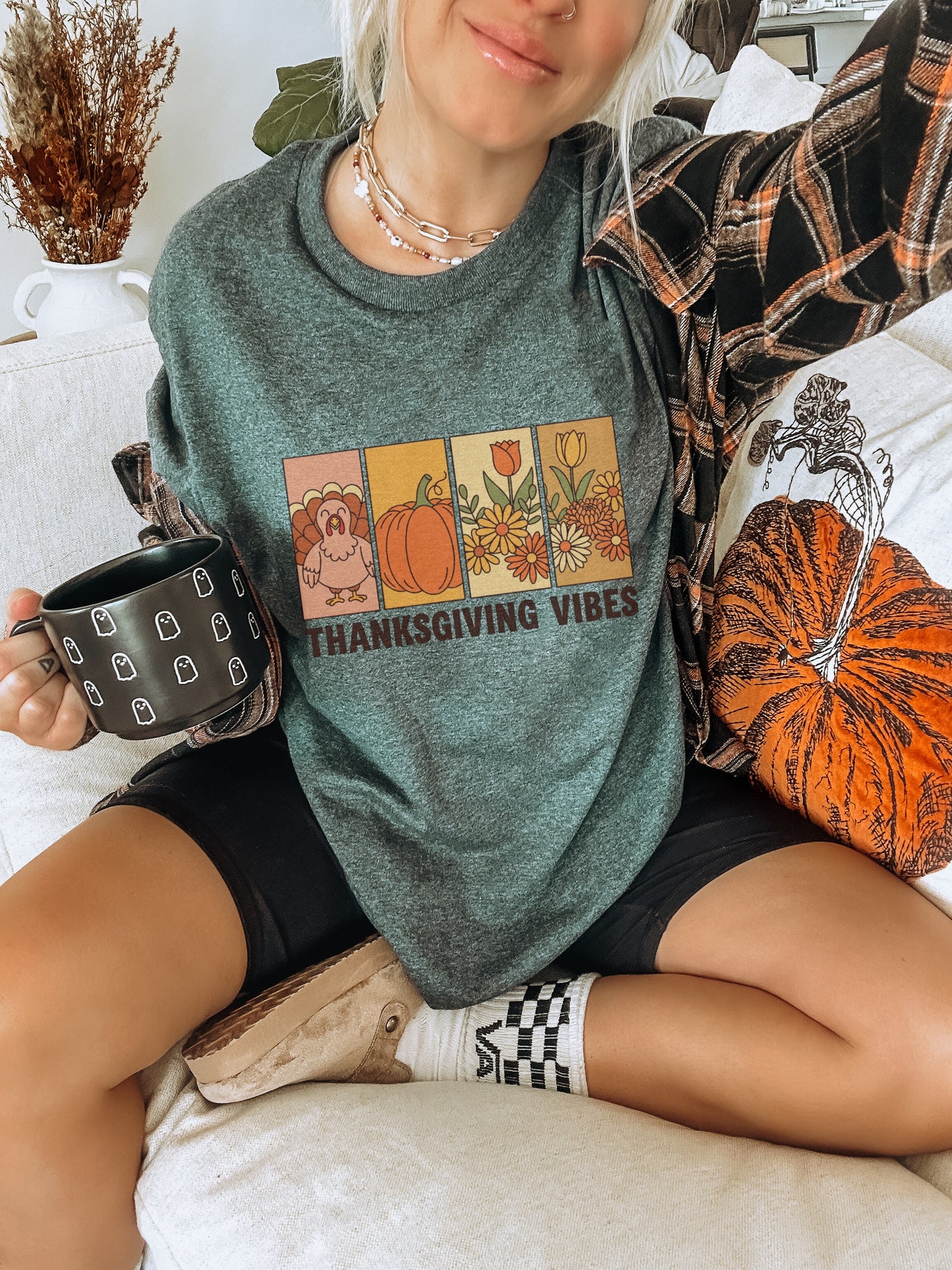 Thanksgiving Vibes Graphic Tee for Festive Fashion