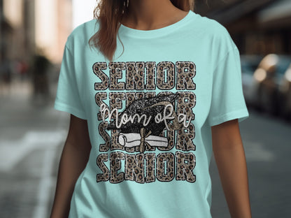 Senior Mom of 2024 Graphic Tee for Proud Parents