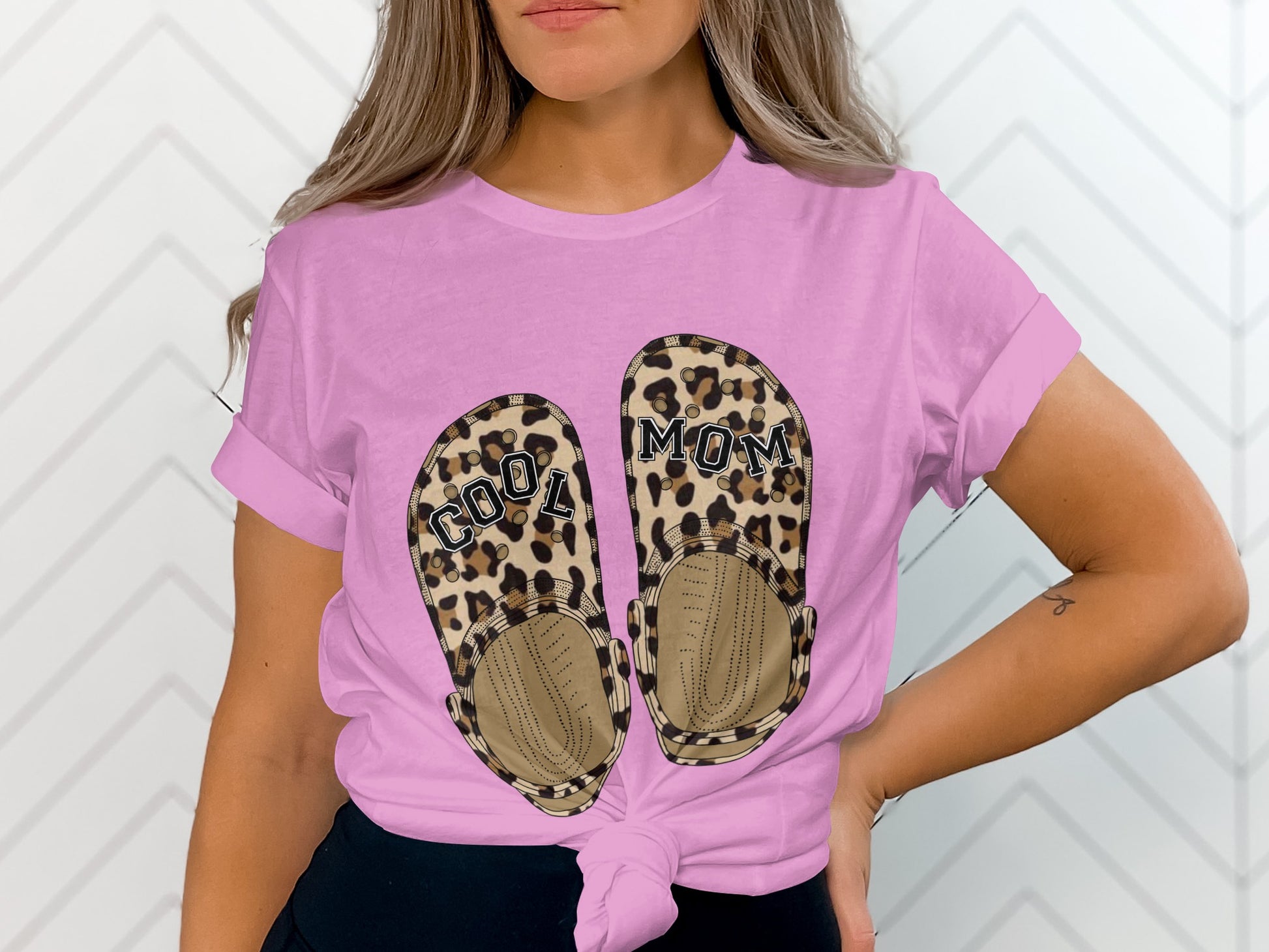 Cool Mom Leopard Sandals Printed Tee