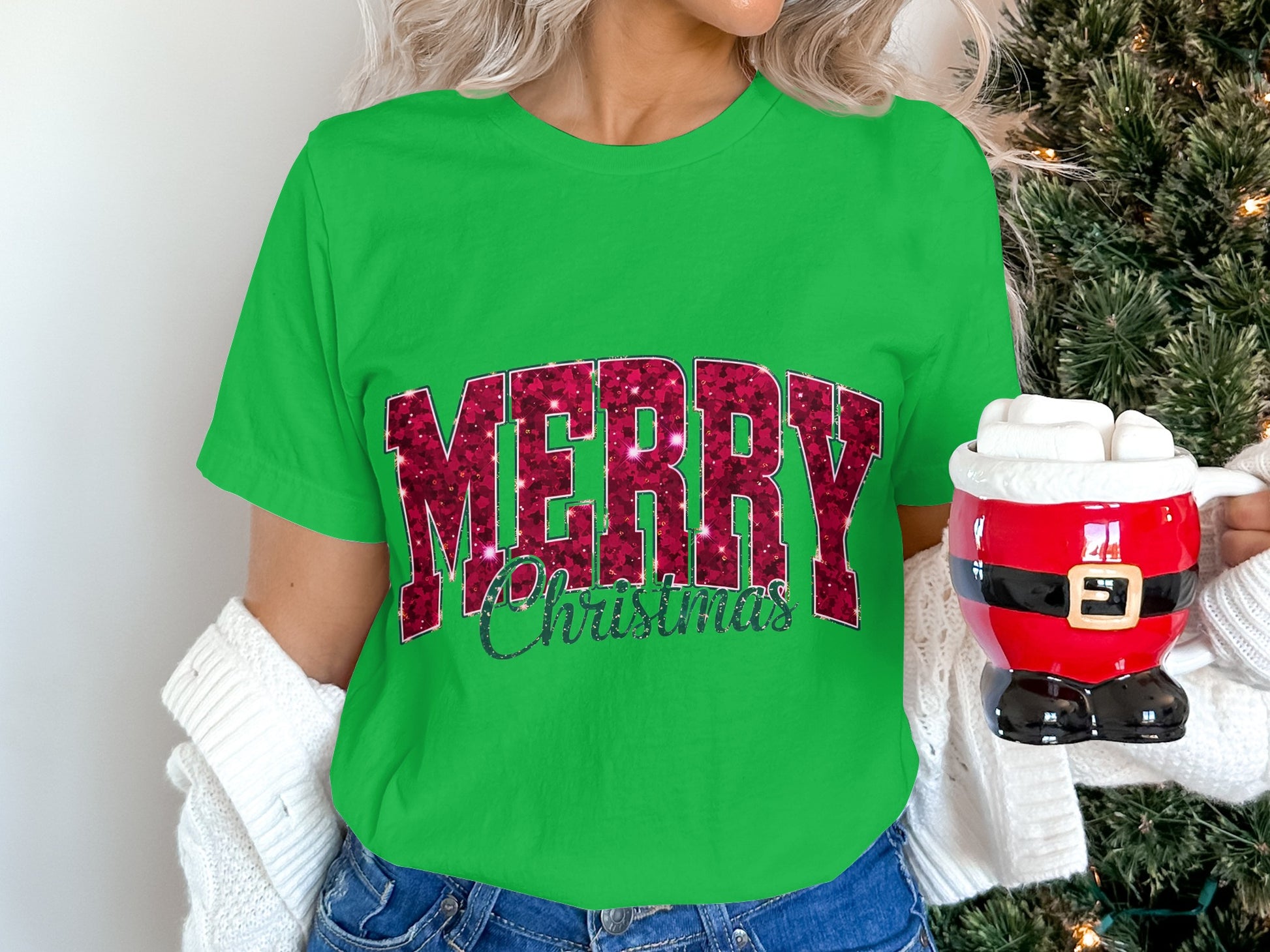 Festive Merry Christmas Graphic Tee for Holiday Season