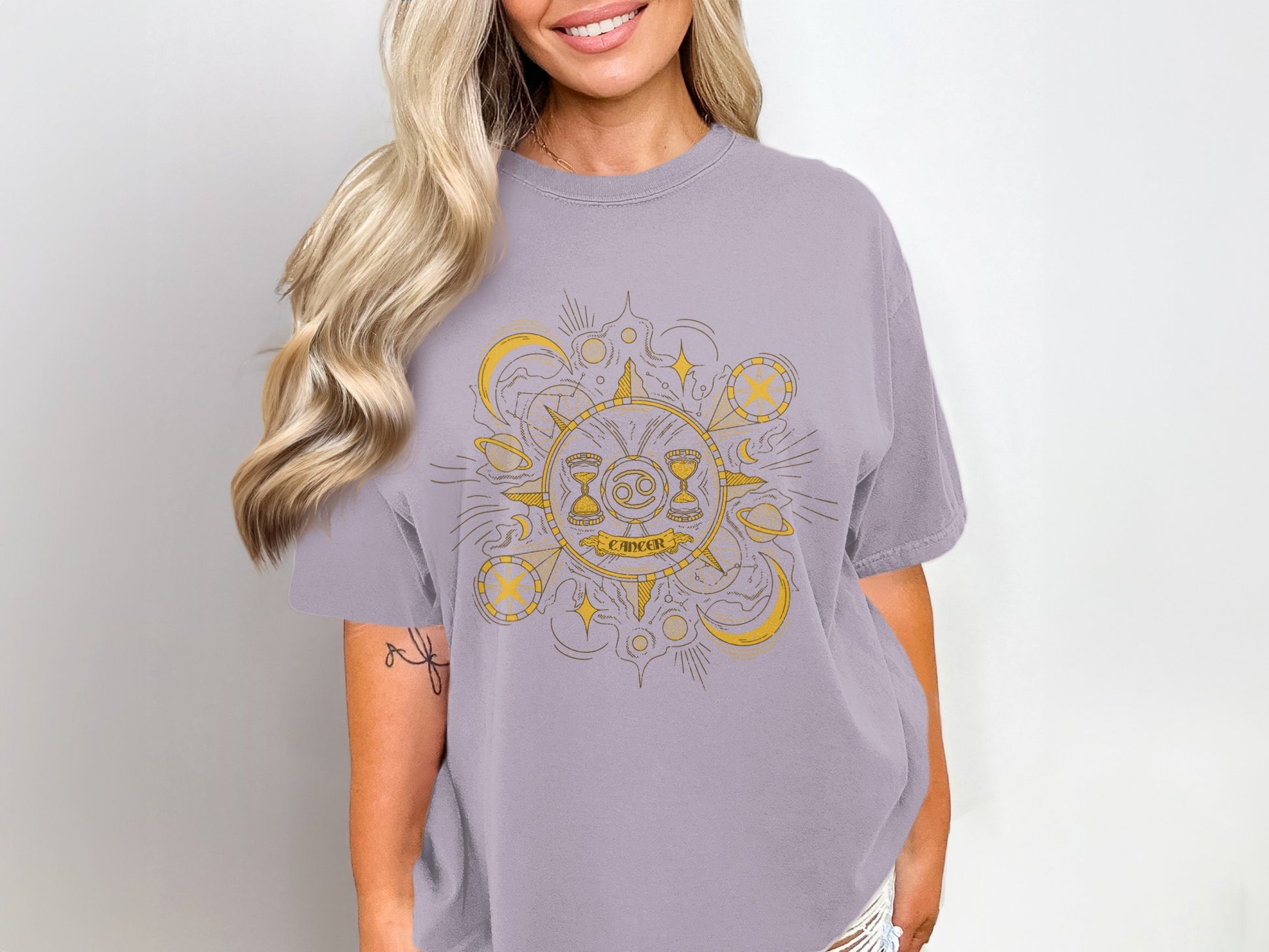 Stylish Sun and Moon Graphic Oversized T-shirt