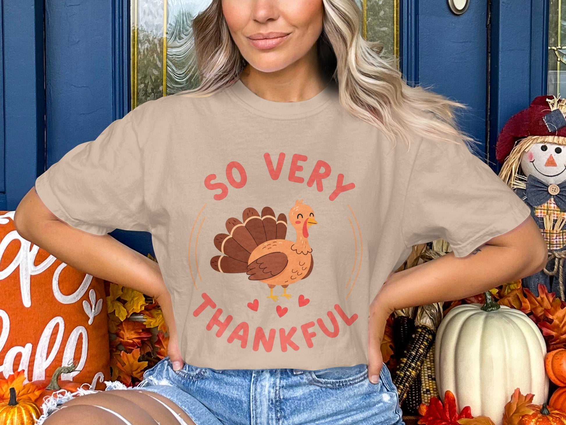 So Very Thankful Thanksgiving Graphic Tee