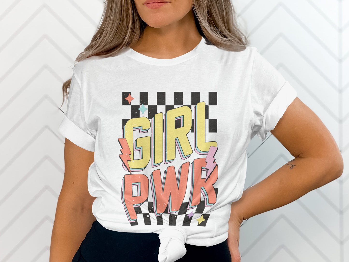 Retro Girl Power Graphic Tee for Empowered Fashion