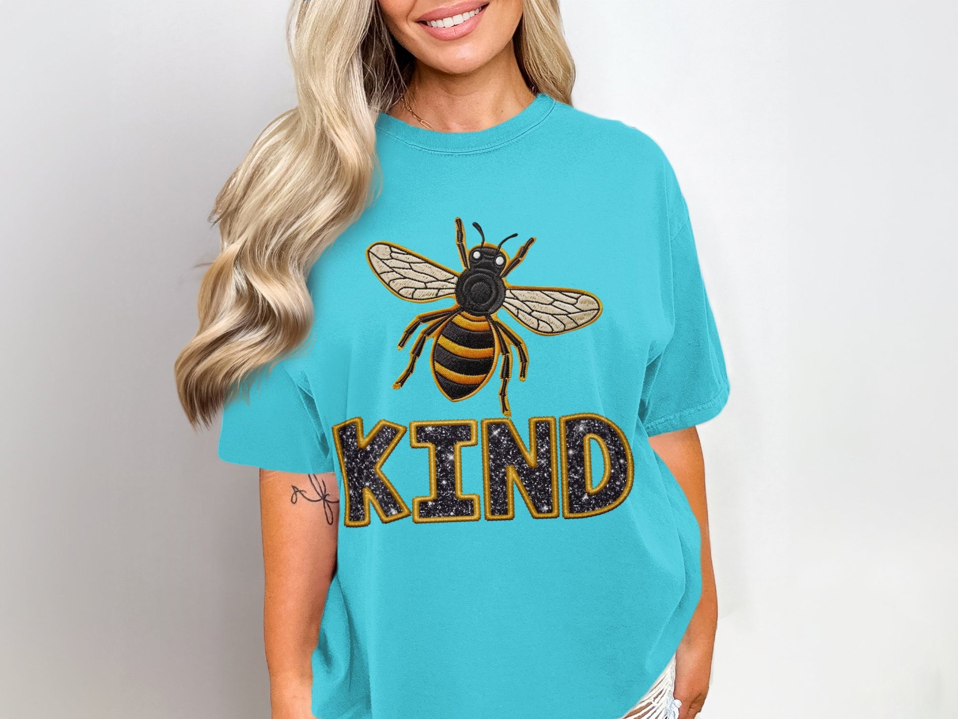 Bee Kind Graphic Teal T-Shirt Product