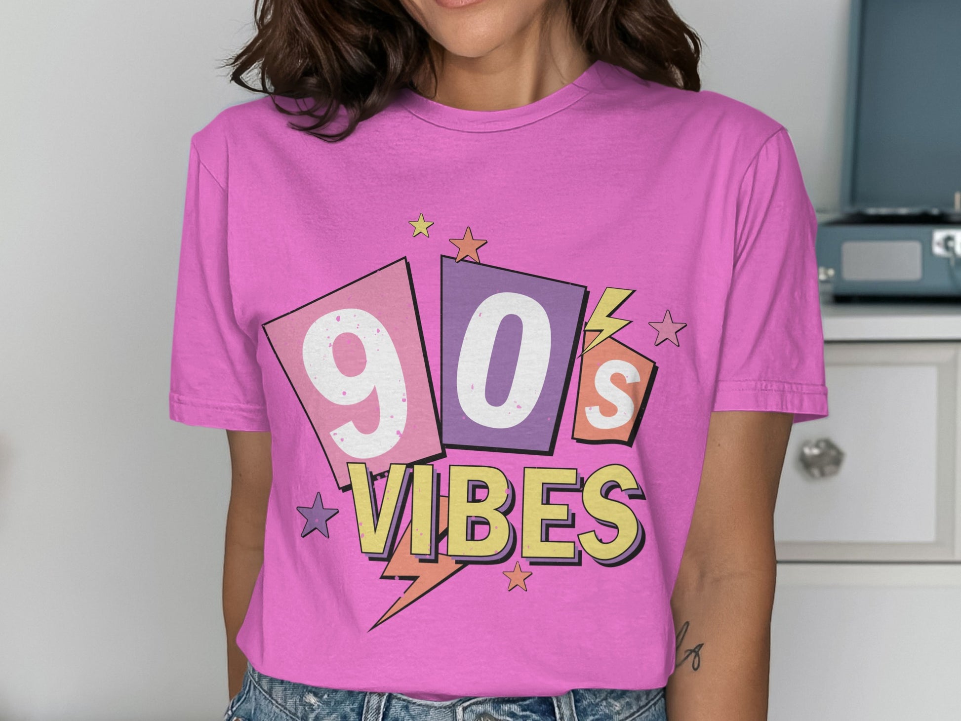 Embrace Nostalgia with 90s Vibes Graphic T-Shirt
