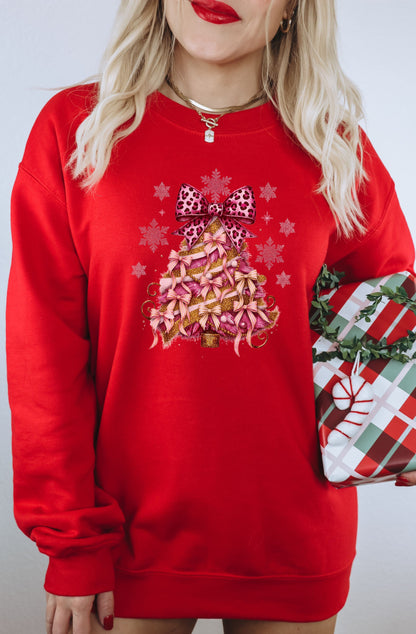 Festive Christmas Tree Design Sweatshirt for Holidays