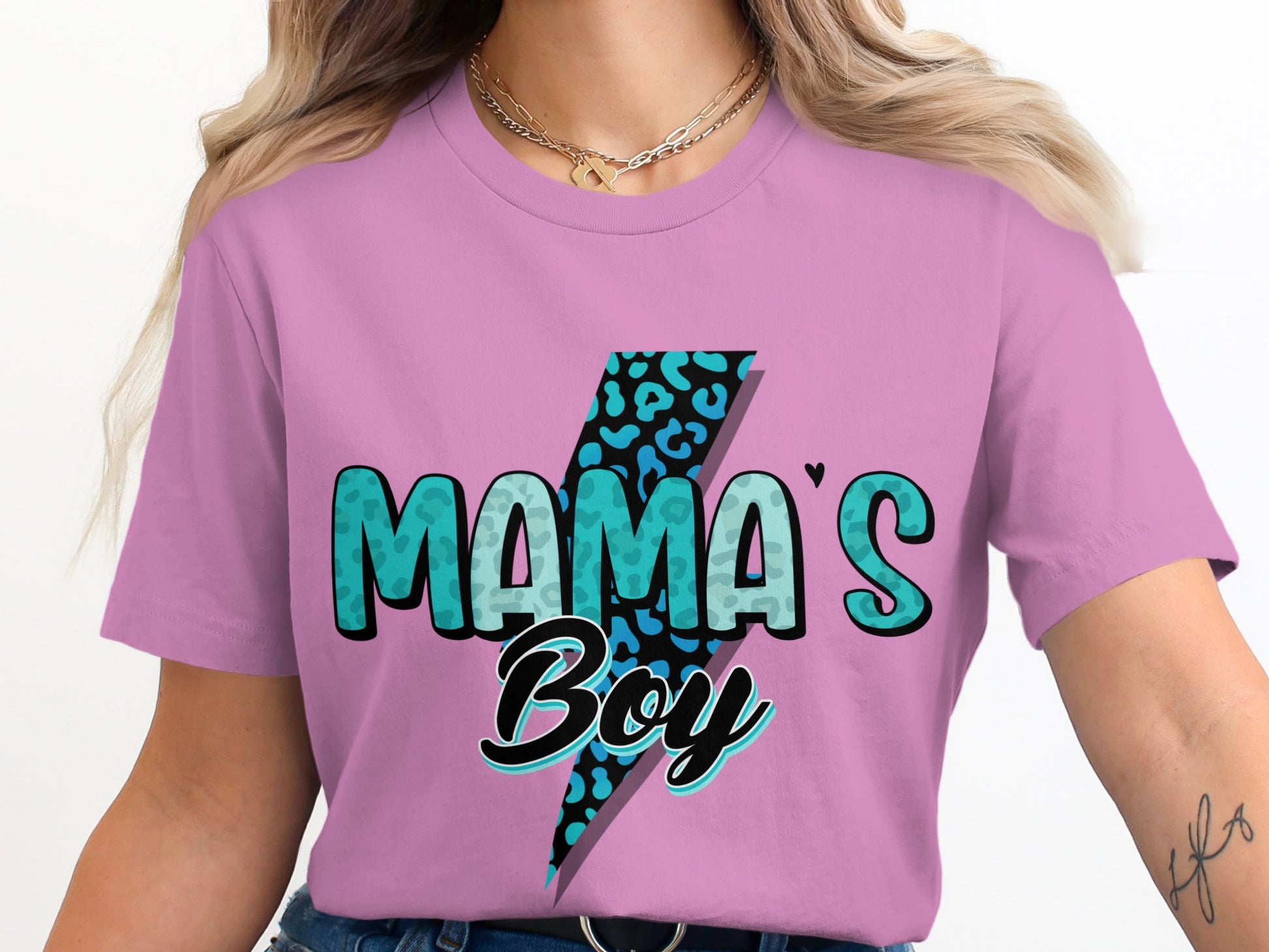 Stylish Mama's Boy Graphic T-Shirt Trendy Look