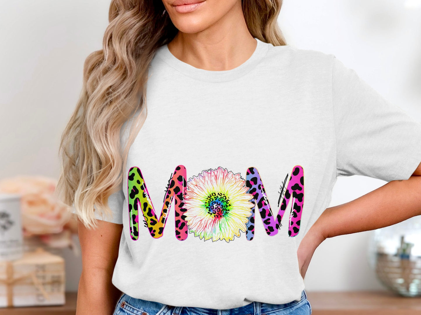 Colorful Leopard Print Mom Graphic T-Shirt