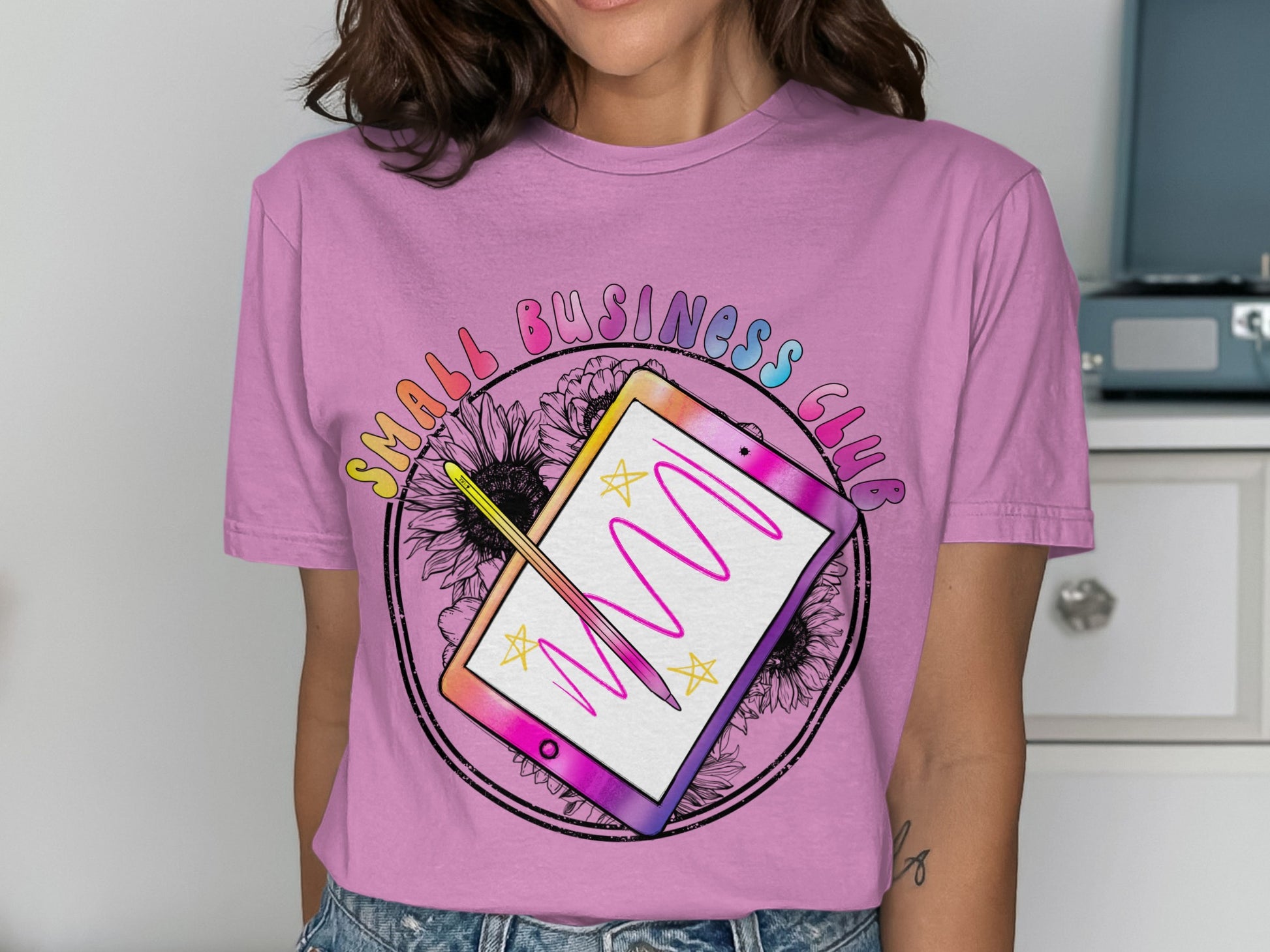 Small Business Club Graphic Tee Perfect for Entrepreneurs