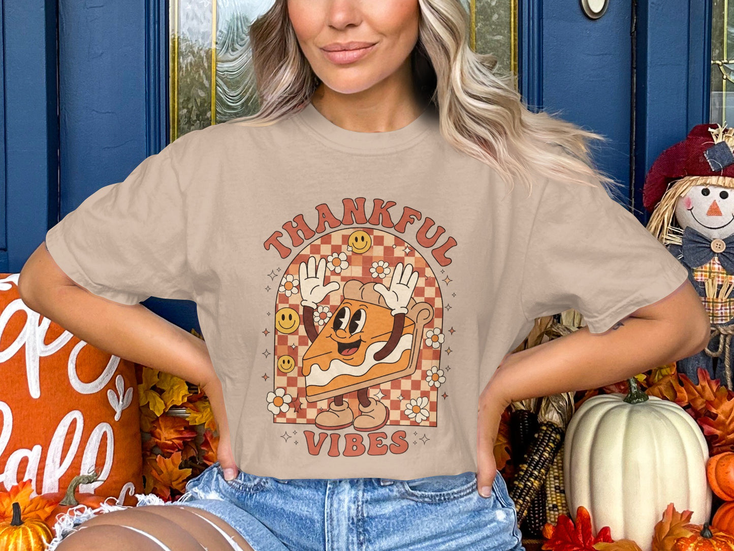 Thankful Vibes Fall Graphic Thanksgiving T-Shirt