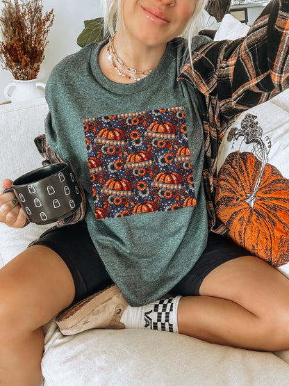 Cozy Autumn Graphic Tee with Pumpkin Design