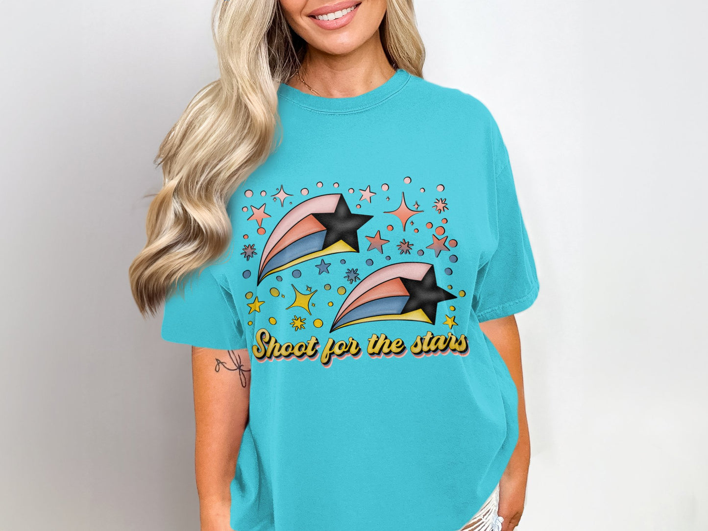 Shoot for the stars graphic t-shirt