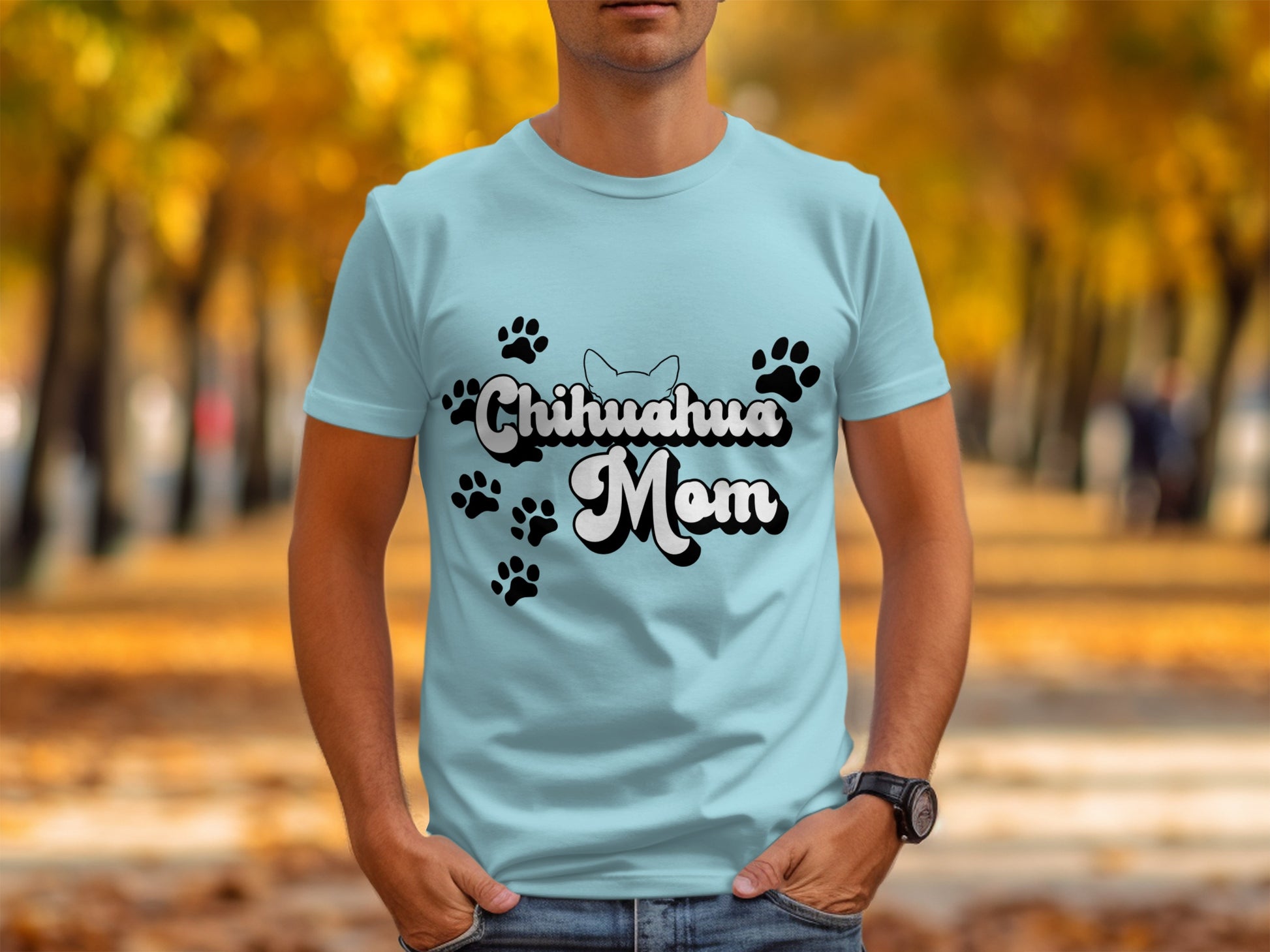 Chihuahua Mom Cute Paw Print Graphic T-shirt