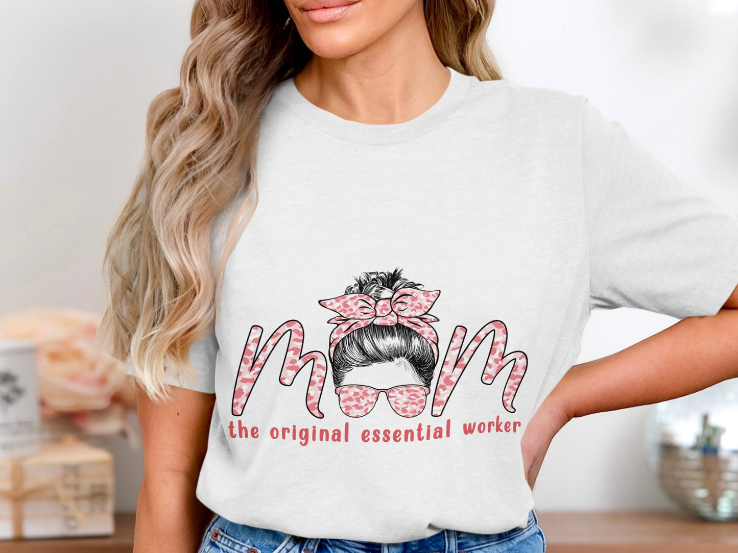 Mom the original essential worker T-shirt