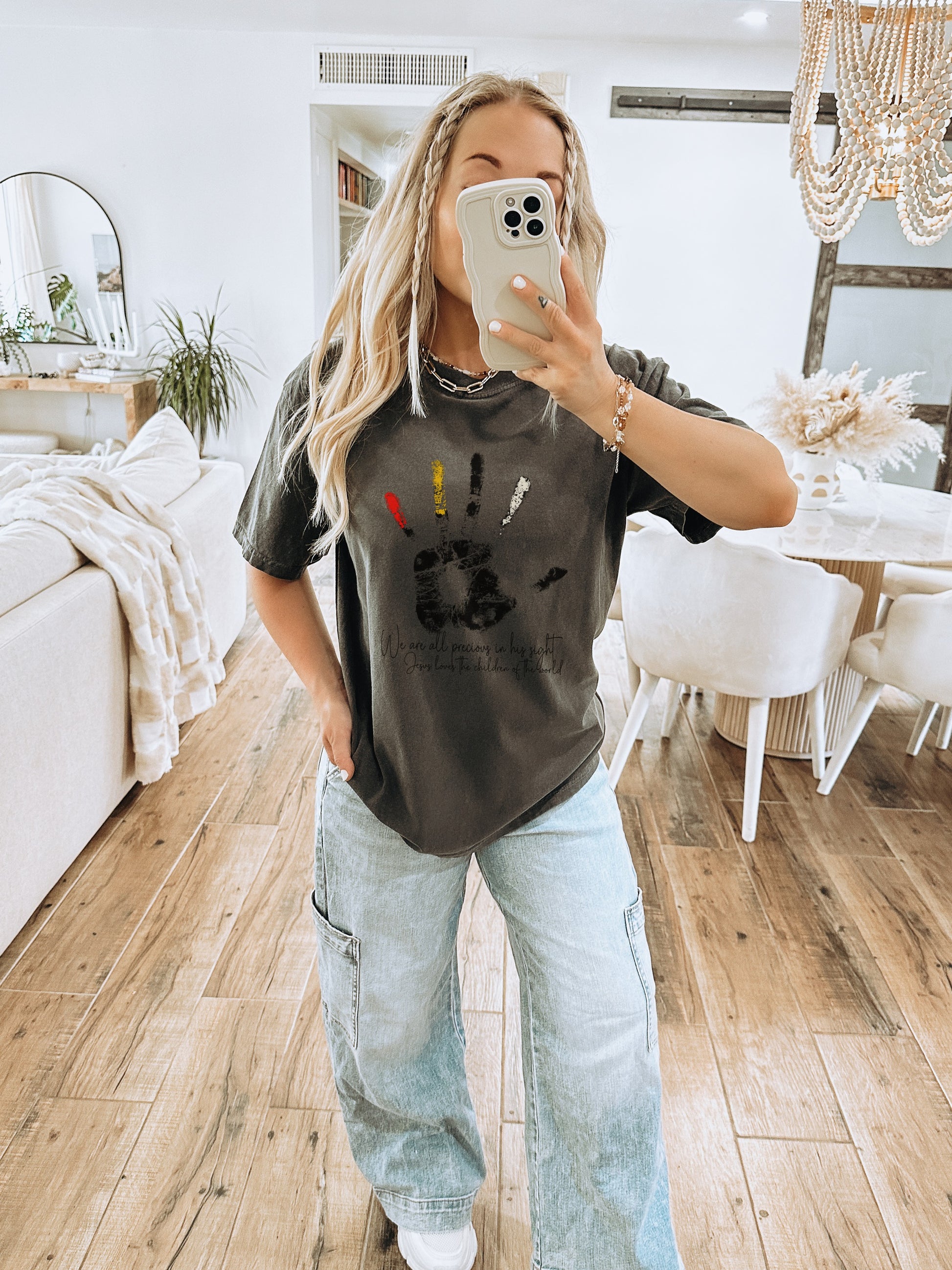 Handprint Graphic Tee in Relaxed Fit Style