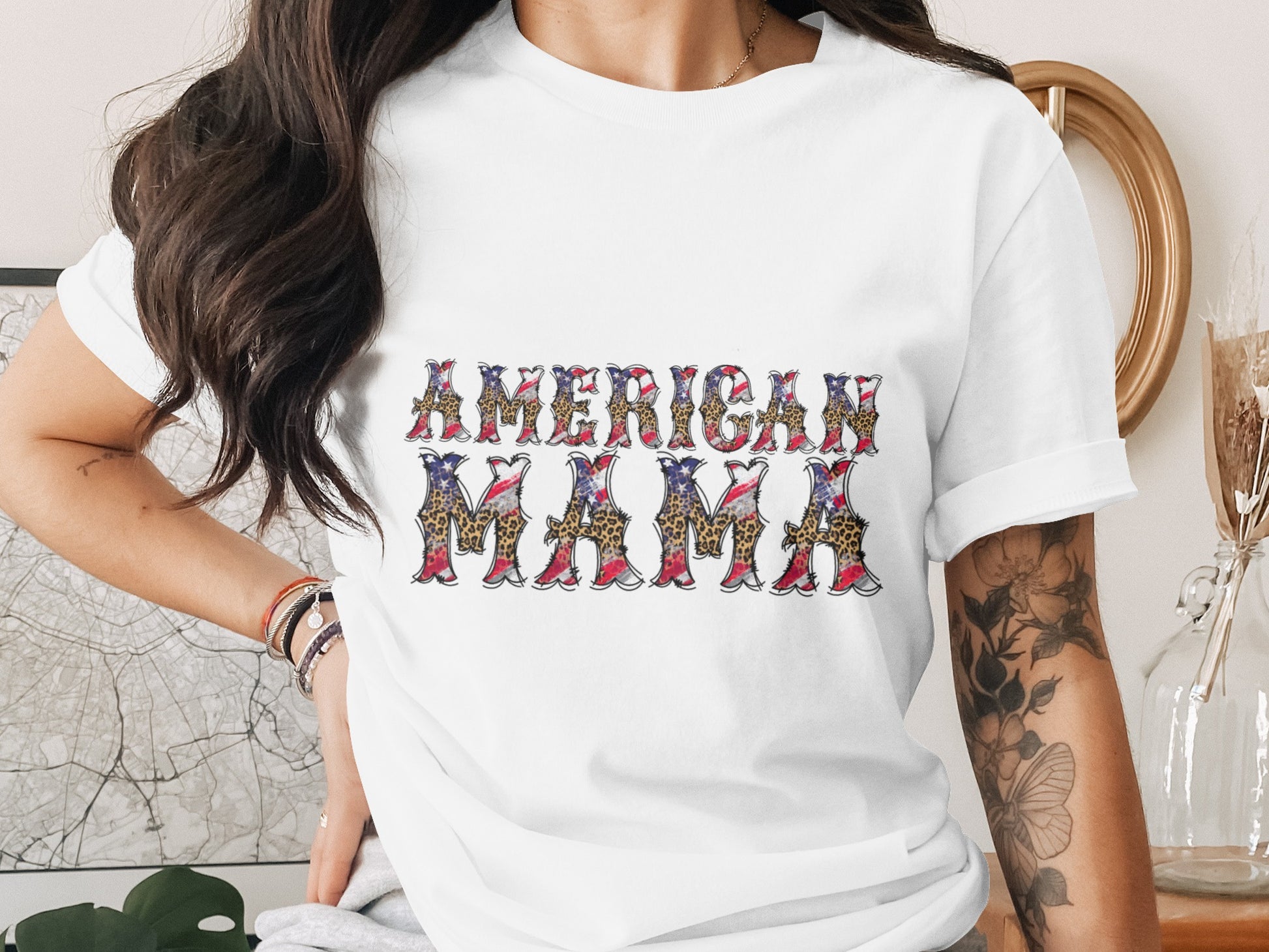 Stylish American Mama Graphic Tee Product