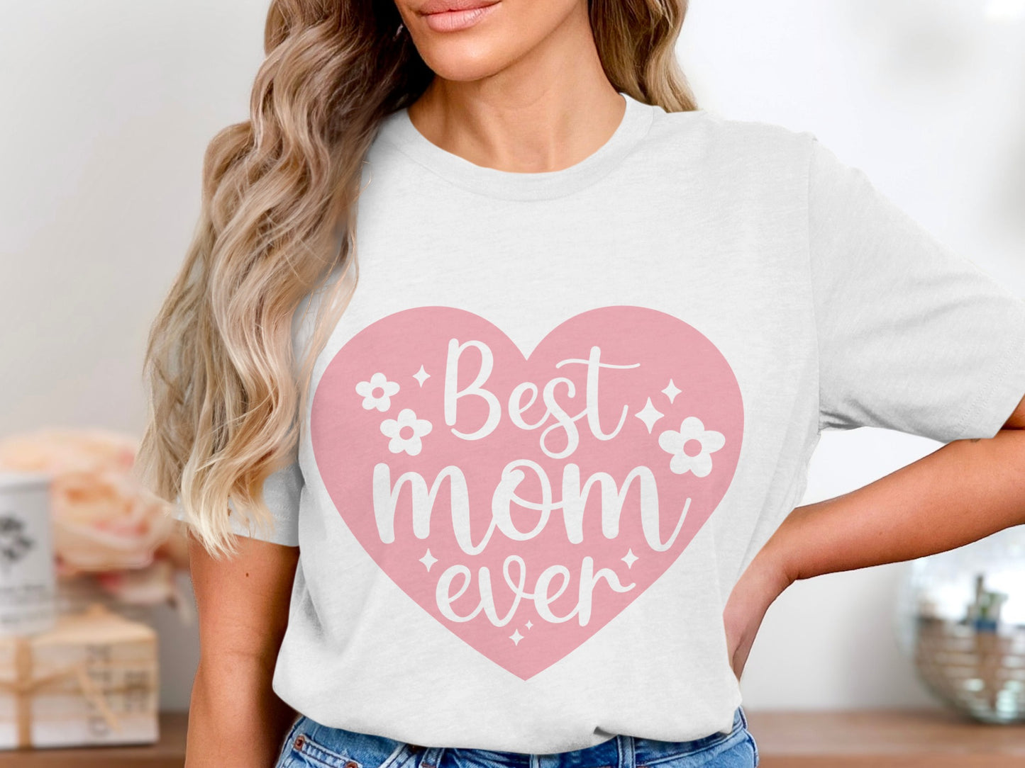 Best Mom Ever Heart Graphic Tee