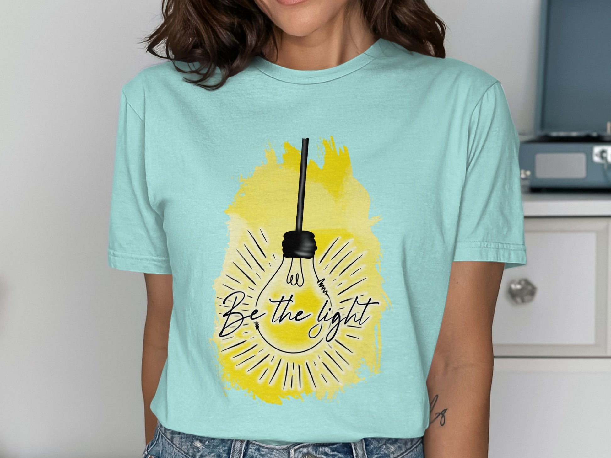 Be the Light Unique Graphic Tee