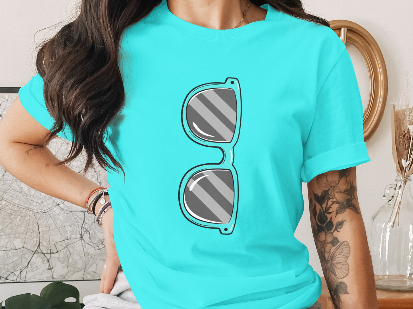 Cool Graphic T-Shirt with Sunglasses Design Top