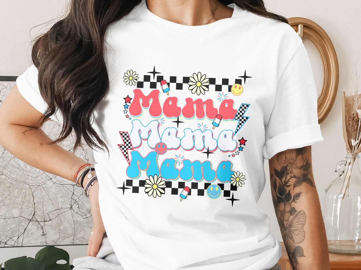 Retro Style Mama Graphic Tee with Colorful Design